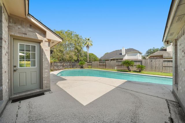 7403 Orchard Hills Lane, Sugar Land, TX 77479