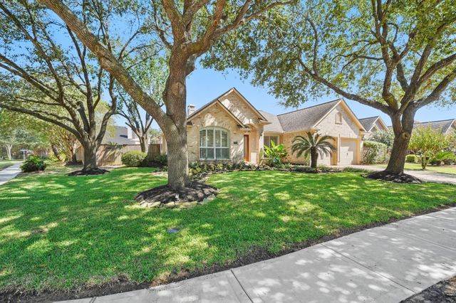7403 Orchard Hills Lane, Sugar Land, TX 77479