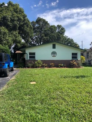 3022 MEADOW LAKE AVENUE, Largo, FL 33771