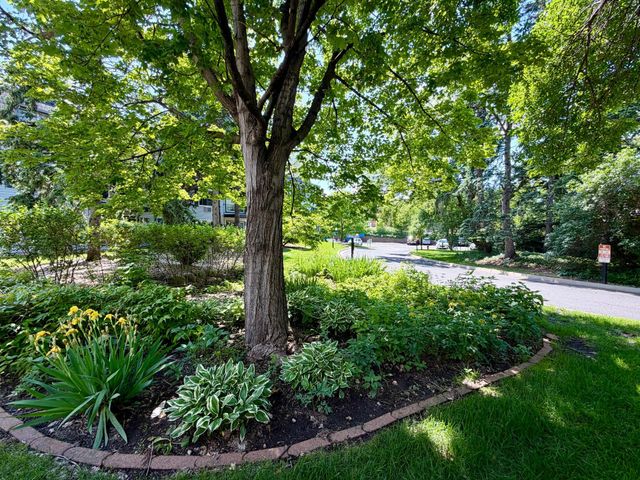 183 Little Canada Road E 217, Little Canada, MN 55117