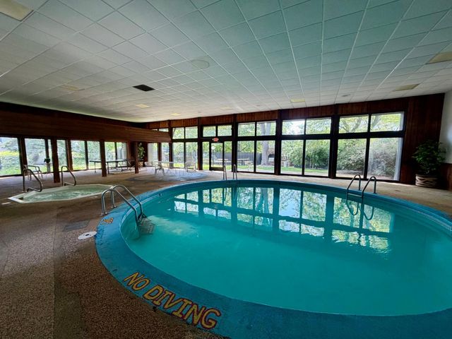 183 Little Canada Road E 217, Little Canada, MN 55117