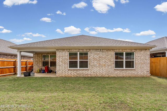 20 Lee Creek Road, Byhalia, MS 38611