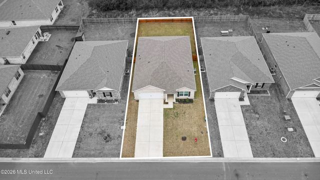 20 Lee Creek Road, Byhalia, MS 38611