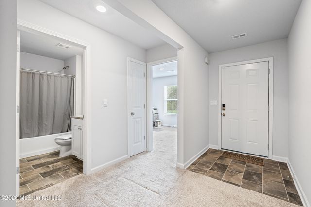 20 Lee Creek Road, Byhalia, MS 38611