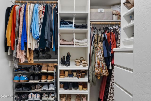 824 N YORK Circle, Mesa, AZ 85213