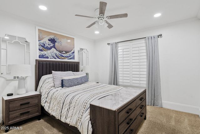 824 N YORK Circle, Mesa, AZ 85213