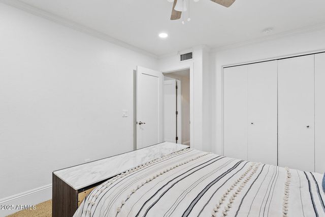 824 N YORK Circle, Mesa, AZ 85213