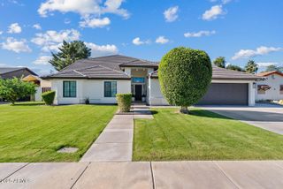 824 N YORK Circle, Mesa, AZ 85213