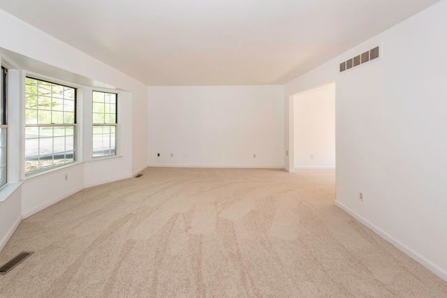 5665 Caren Drive, Ypsilanti, MI 48197