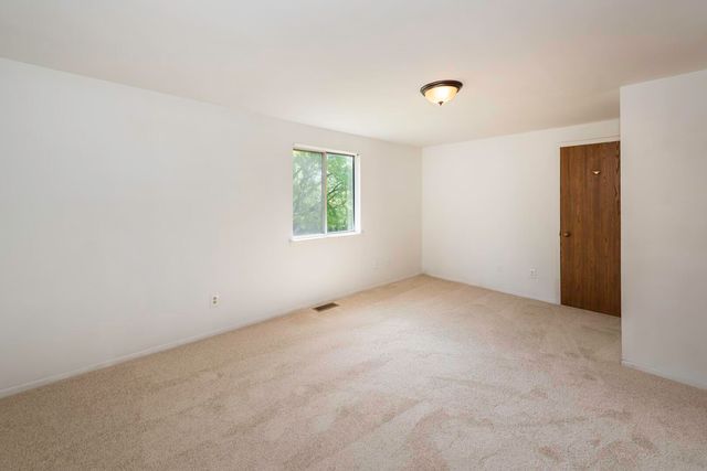 5665 Caren Drive, Ypsilanti, MI 48197