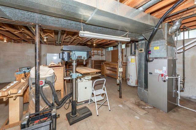 5665 Caren Drive, Ypsilanti, MI 48197