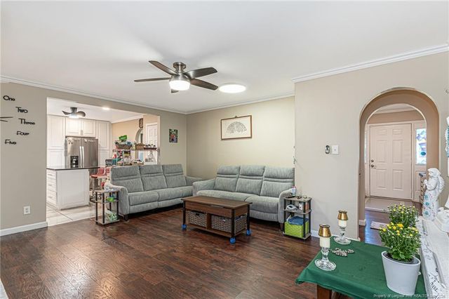 1060 Strickland Bridge Road, Fayetteville, NC 28304
