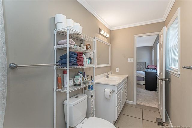 1060 Strickland Bridge Road, Fayetteville, NC 28304