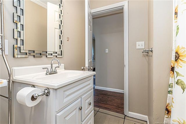 1060 Strickland Bridge Road, Fayetteville, NC 28304