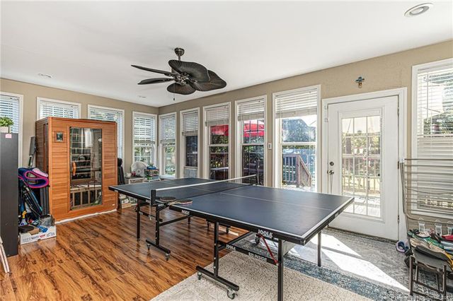 1060 Strickland Bridge Road, Fayetteville, NC 28304