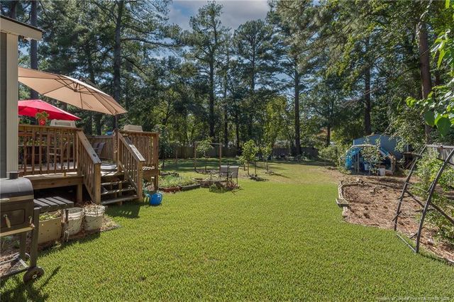 1060 Strickland Bridge Road, Fayetteville, NC 28304