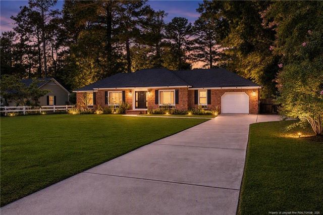 1060 Strickland Bridge Road, Fayetteville, NC 28304