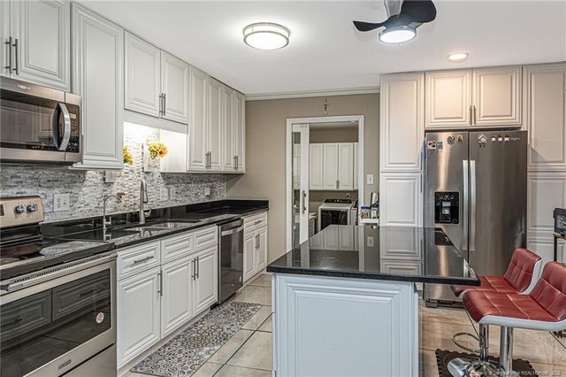 1060 Strickland Bridge Road, Fayetteville, NC 28304