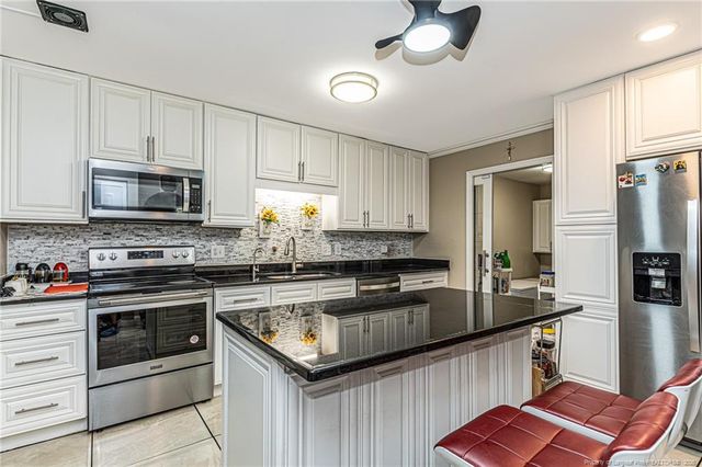 1060 Strickland Bridge Road, Fayetteville, NC 28304
