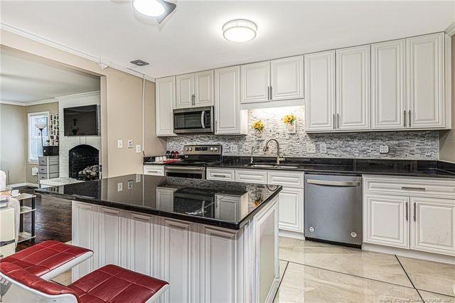 1060 Strickland Bridge Road, Fayetteville, NC 28304