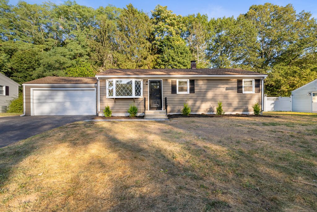 9 Dell Drive, East Haven, CT 06513