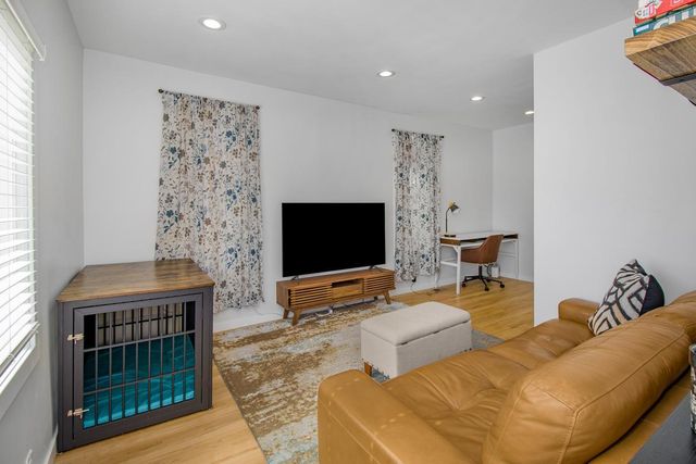 1655 Sherburne Avenue, Saint Paul, MN 55104