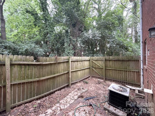 926 Hollywood Street, Charlotte, NC 28211