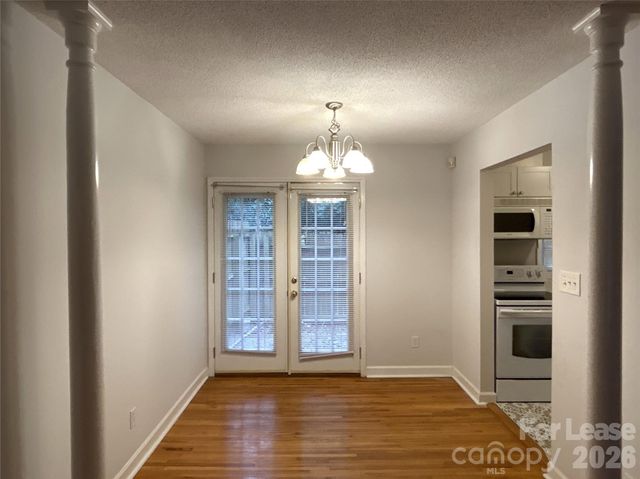 926 Hollywood Street, Charlotte, NC 28211