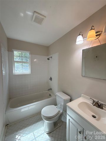 926 Hollywood Street, Charlotte, NC 28211