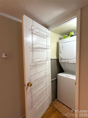 926 Hollywood Street, Charlotte, NC 28211