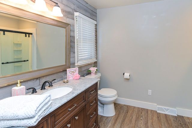 408 McKibbon Ln, Pulaski, TN 38478