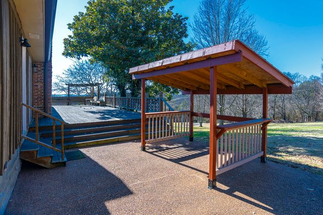 408 McKibbon Ln, Pulaski, TN 38478