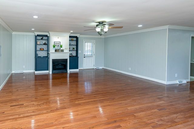 408 McKibbon Ln, Pulaski, TN 38478