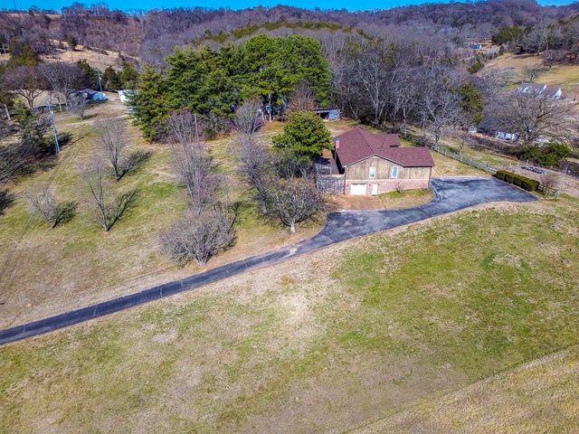 408 McKibbon Ln, Pulaski, TN 38478