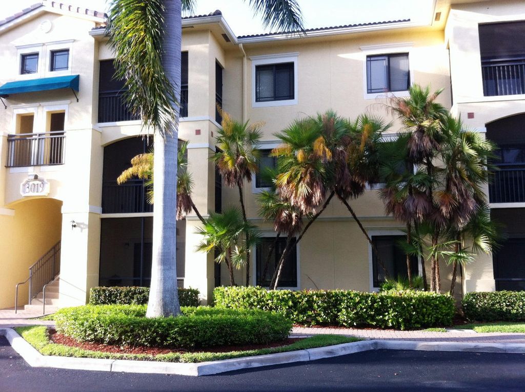 3019 Alcazar Place 102, Palm Beach Gardens, FL 33410