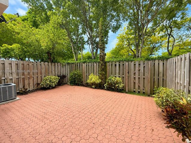 11432 NW 50th Terrace, Doral, FL 33178