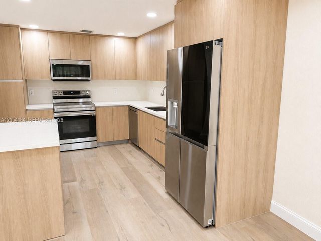 11432 NW 50th Terrace, Doral, FL 33178