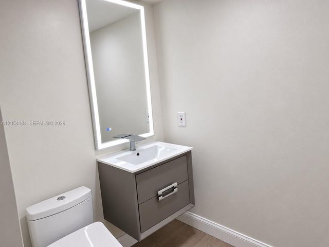 11432 NW 50th Terrace, Doral, FL 33178