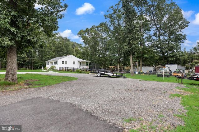 7 LIPPINCOTT AVE, Voorhees, NJ 08043