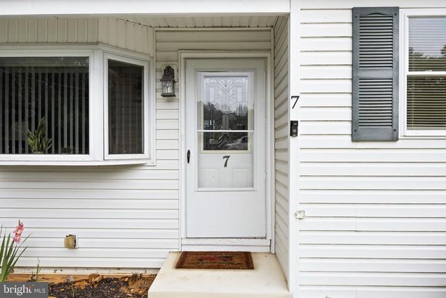 7 LIPPINCOTT AVE, Voorhees, NJ 08043