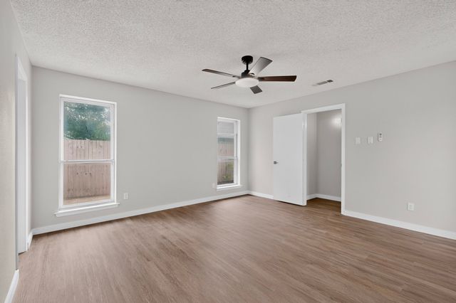 1302 N Yale Boulevard, Richardson, TX 75081