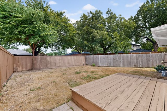 1302 N Yale Boulevard, Richardson, TX 75081