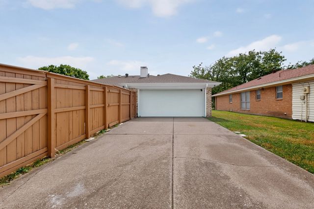 1302 N Yale Boulevard, Richardson, TX 75081