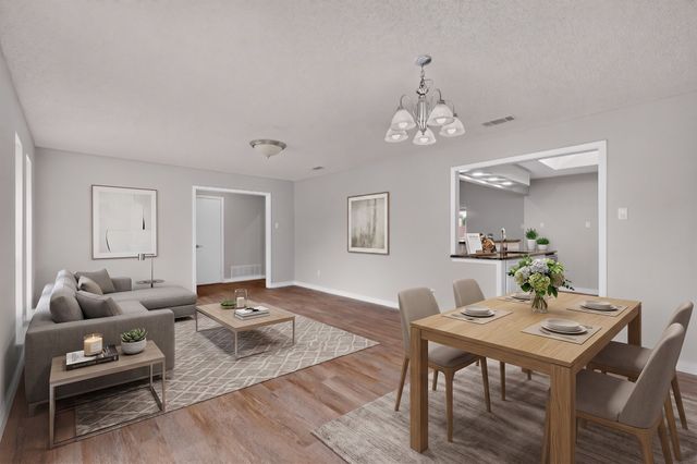 1302 N Yale Boulevard, Richardson, TX 75081