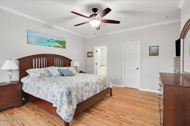 1 Lancaster Court, Halfmoon, NY 12118