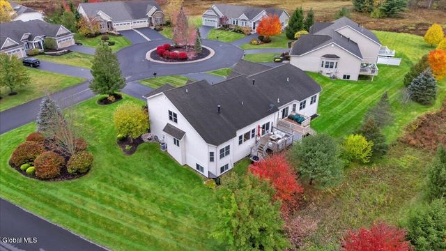 1 Lancaster Court, Halfmoon, NY 12118