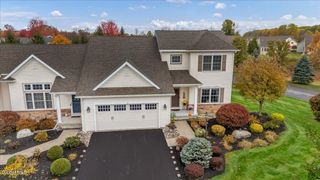 1 Lancaster Court, Halfmoon, NY 12118