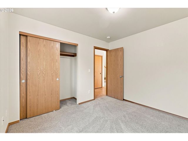 4745 N AMHERST St, Portland, OR 97203