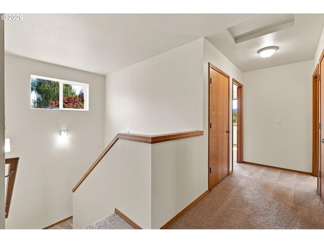 4745 N AMHERST St, Portland, OR 97203