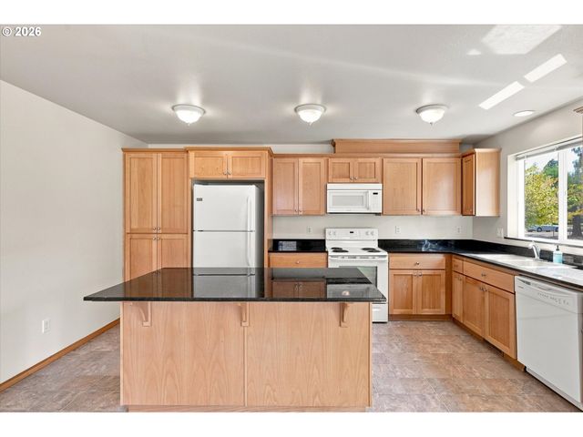 4745 N AMHERST St, Portland, OR 97203